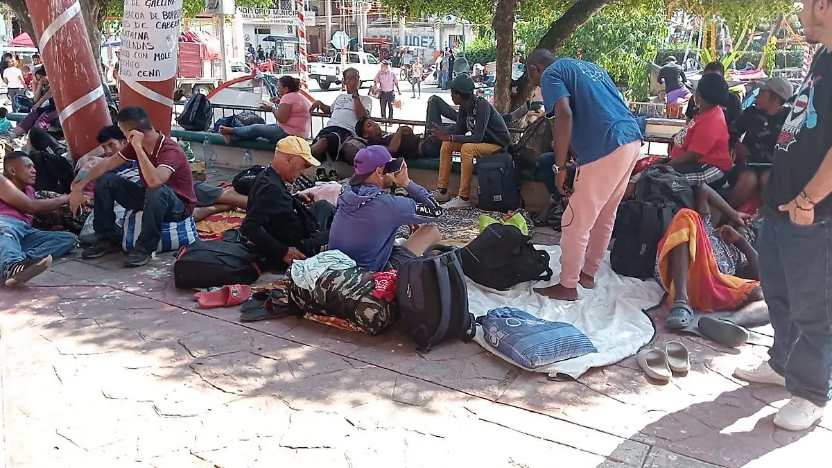 migrantes en villa comaltitlán